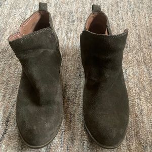 Lucky Brand green suede ankle booties
